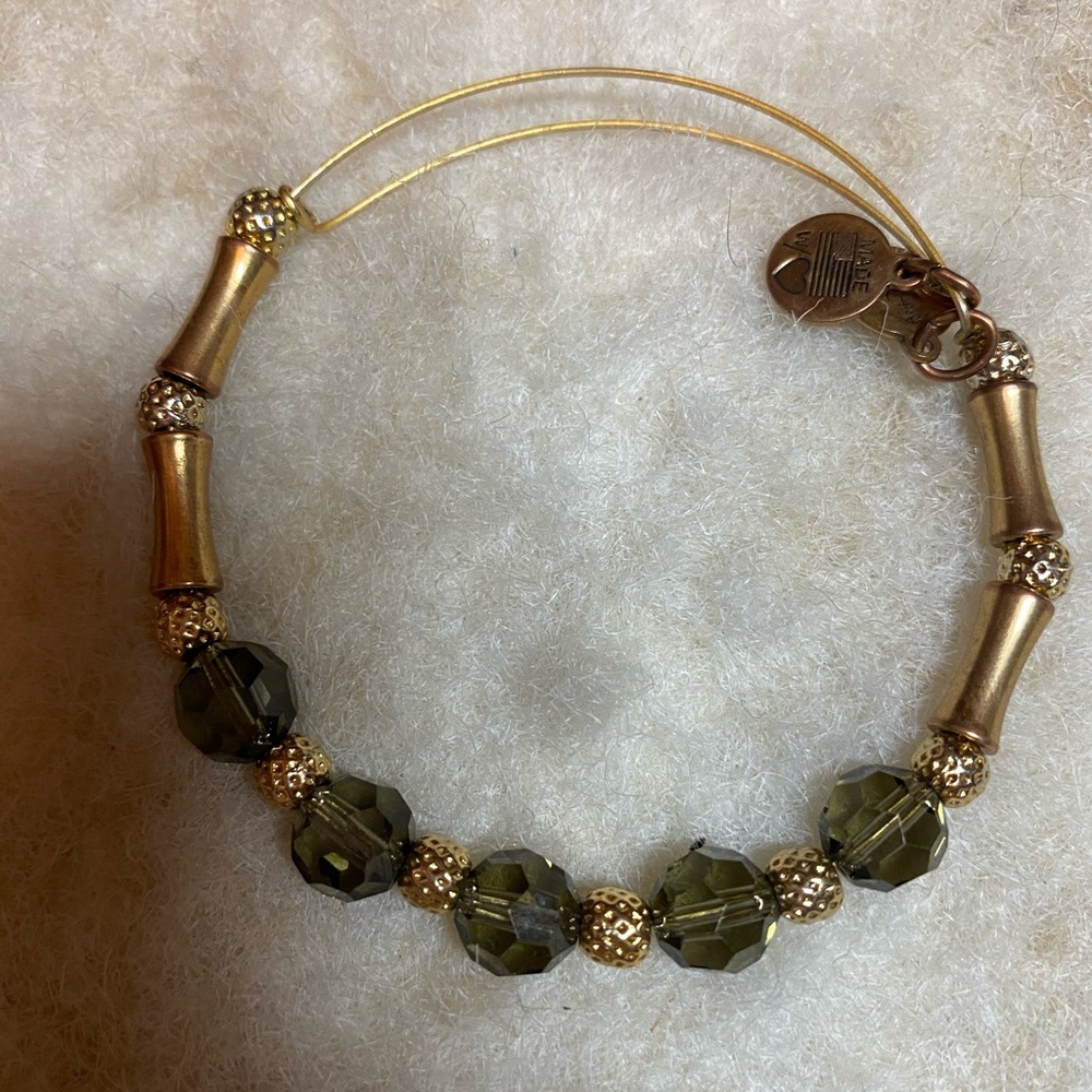 Alex and ani bracelet in great condition!
